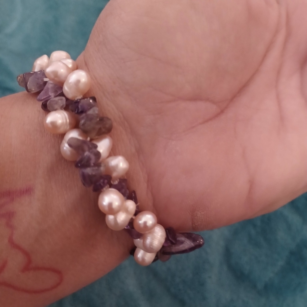 Key West Pearl & Purple Amethyst Stretch Bracelet - Picture 4 of 4